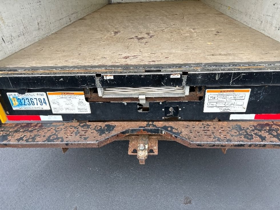 Light Duty Box Truck-Light and Medium Duty Trucks-GMC-2021-Savana G33903-Greensboro-NC-109,985\n\t\tmiles-$ 11,000 - Image 9