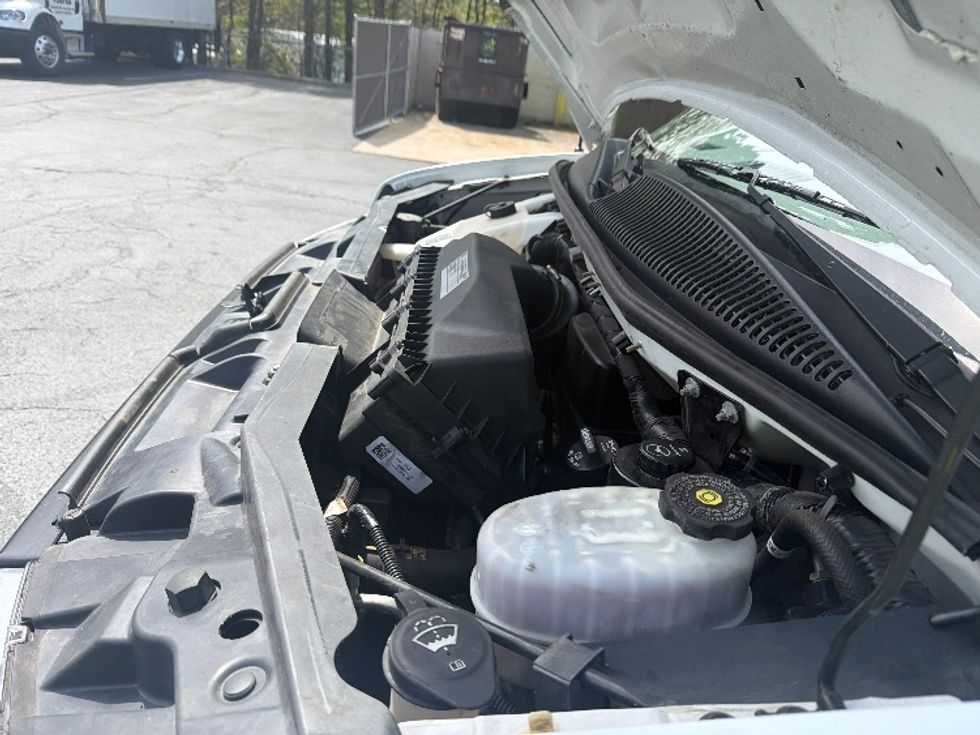 Light Duty Box Truck-Light and Medium Duty Trucks-GMC-2021-Savana G33903-Greensboro-NC-112,319\n\t\tmiles-$ 29,250 - Image 23