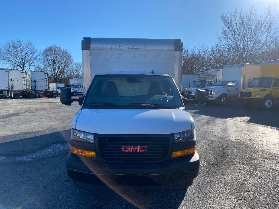 Light Duty Box Truck-Light and Medium Duty Trucks-GMC-2021-Savana G33903-Greensboro-NC-114,852\n\t\tmiles-$ 28,250 - Image 2