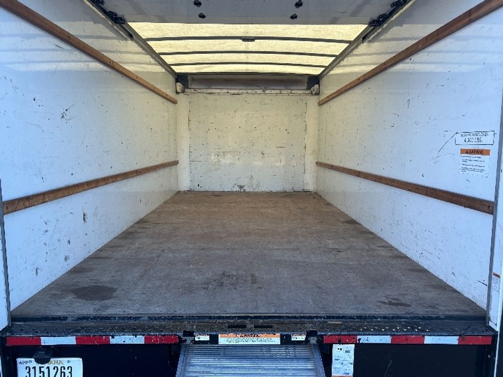 Light Duty Box Truck-Light and Medium Duty Trucks-GMC-2021-Savana G33903-Greensboro-NC-114,900\n\t\tmiles-$ 28,000 - Image 10