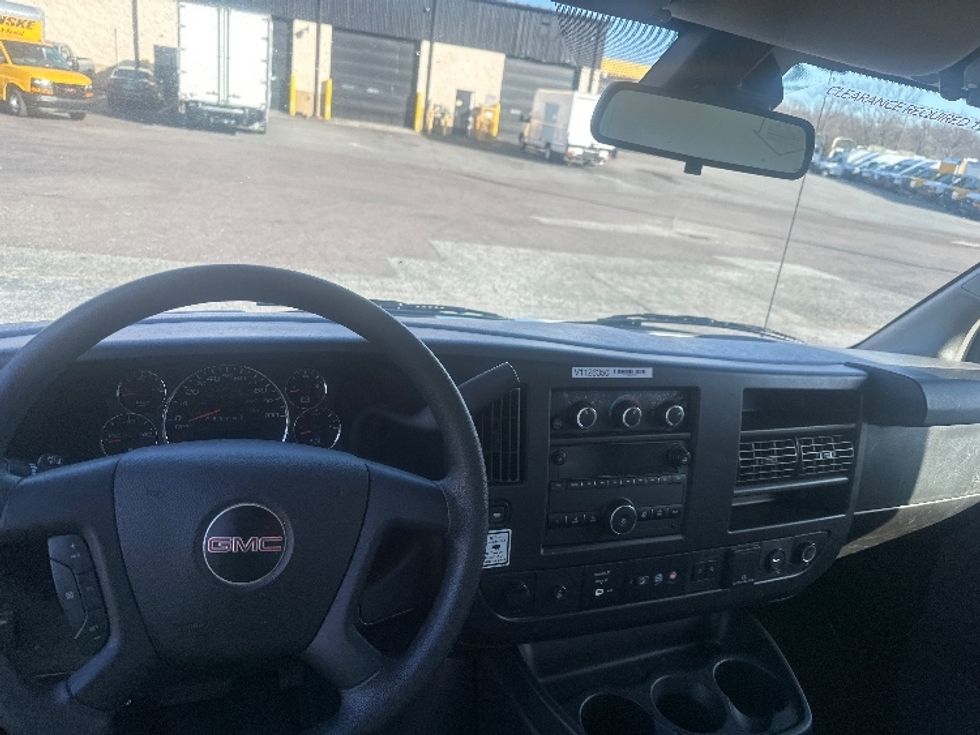 Light Duty Box Truck-Light and Medium Duty Trucks-GMC-2021-Savana G33903-Greensboro-NC-115,896\n\t\tmiles-$ 29,250 - Image 18