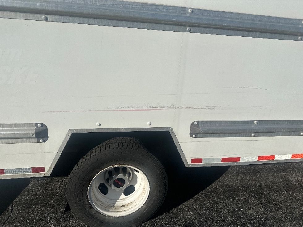 Light Duty Box Truck-Light and Medium Duty Trucks-GMC-2021-Savana G33903-Greensboro-NC-115,896\n\t\tmiles-$ 29,250 - Image 26
