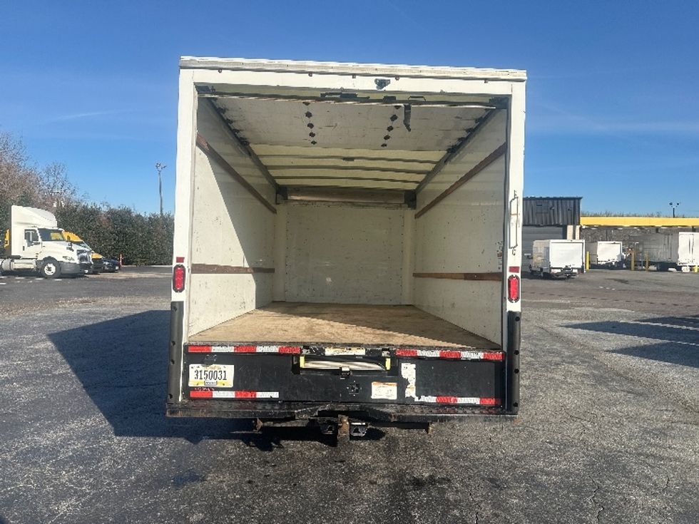 Light Duty Box Truck-Light and Medium Duty Trucks-GMC-2021-Savana G33903-Greensboro-NC-115,896\n\t\tmiles-$ 29,250 - Image 8