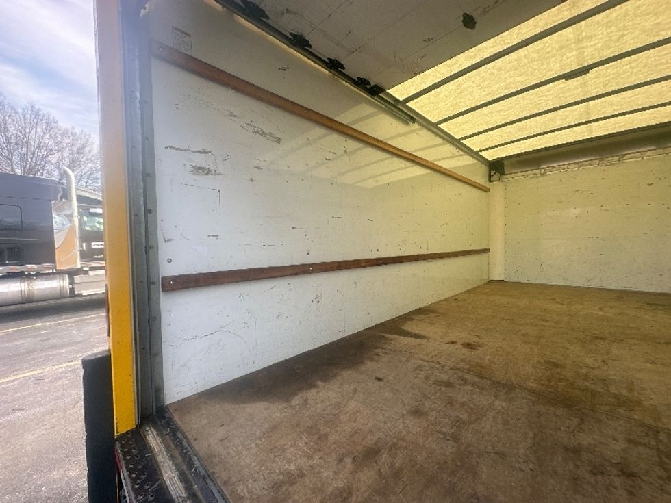 Light Duty Box Truck-Light and Medium Duty Trucks-GMC-2021-Savana G33903-Greensboro-NC-116,099\n\t\tmiles-$ 25,000 - Image 10