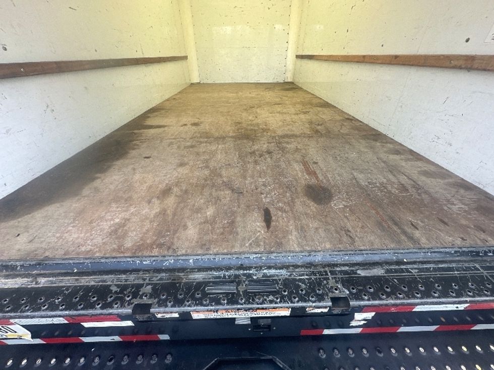 Light Duty Box Truck-Light and Medium Duty Trucks-GMC-2021-Savana G33903-Greensboro-NC-116,099\n\t\tmiles-$ 25,000 - Image 9