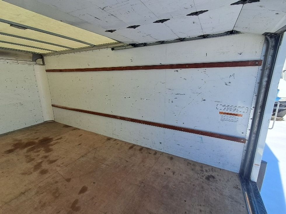 Light Duty Box Truck-Light and Medium Duty Trucks-GMC-2021-Savana G33903-Greensboro-NC-117,740\n\t\tmiles-$ 28,000 - Image 12