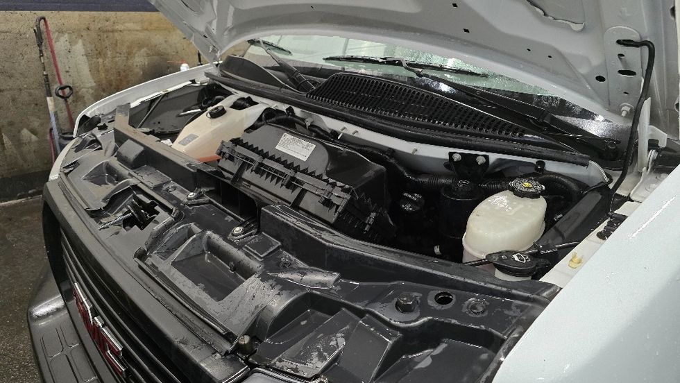 Light Duty Box Truck-Light and Medium Duty Trucks-GMC-2021-Savana G33903-Greensboro-NC-118,009\n\t\tmiles-$ 27,750 - Image 24