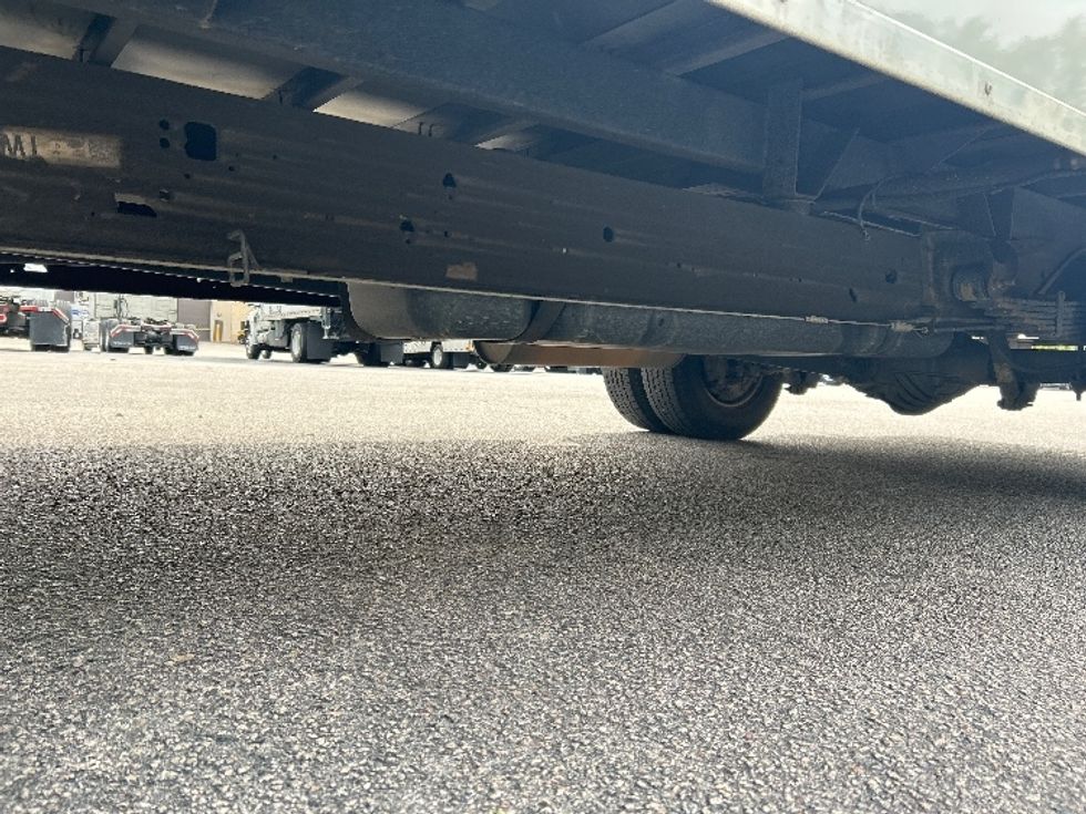 Light Duty Box Truck-Light and Medium Duty Trucks-GMC-2021-Savana G33903-Greensboro-NC-133,285\n\t\tmiles-$ 26,750 - Image 5