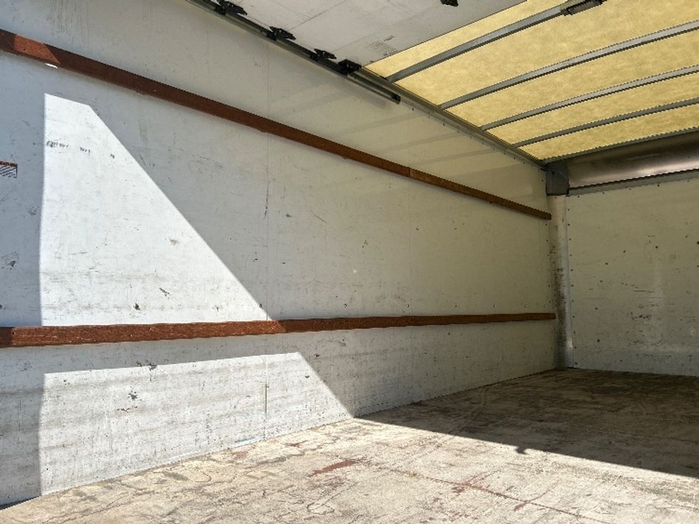 Light Duty Box Truck-Light and Medium Duty Trucks-GMC-2021-Savana G33903-Greensboro-NC-135,529\n\t\tmiles-$ 24,500 - Image 11