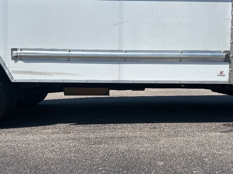 Light Duty Box Truck-Light and Medium Duty Trucks-GMC-2021-Savana G33903-Greensboro-NC-135,529\n\t\tmiles-$ 24,500 - Image 14