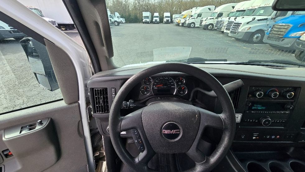 Light Duty Box Truck-Light and Medium Duty Trucks-GMC-2021-Savana G33903-Greensboro-NC-87,280\n\t\tmiles-$ 32,750 - Image 17
