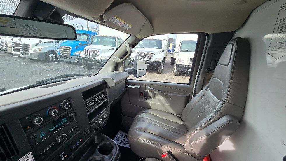 Light Duty Box Truck-Light and Medium Duty Trucks-GMC-2021-Savana G33903-Greensboro-NC-87,280\n\t\tmiles-$ 32,750 - Image 19