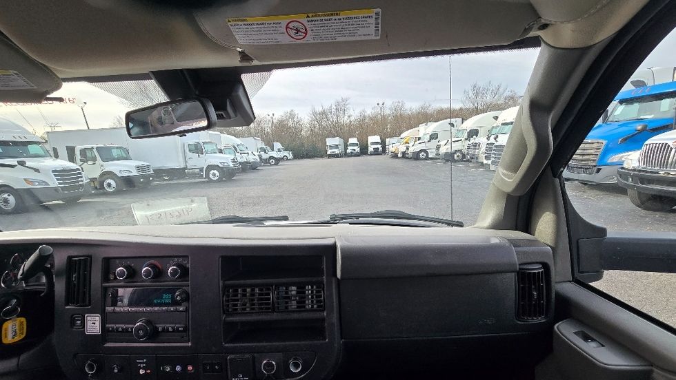 Light Duty Box Truck-Light and Medium Duty Trucks-GMC-2021-Savana G33903-Greensboro-NC-87,280\n\t\tmiles-$ 32,750 - Image 21