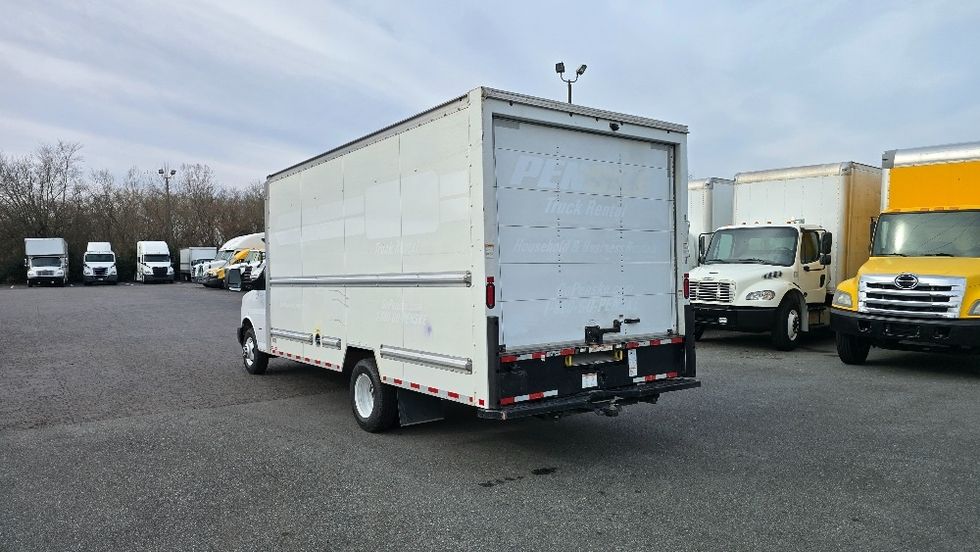 Light Duty Box Truck-Light and Medium Duty Trucks-GMC-2021-Savana G33903-Greensboro-NC-87,280\n\t\tmiles-$ 32,750 - Image 6