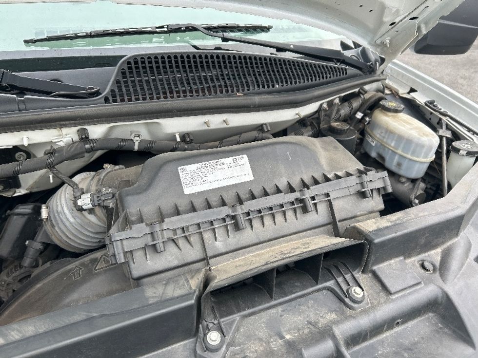 Light Duty Box Truck-Light and Medium Duty Trucks-GMC-2021-Savana G33903-Greensboro-NC-87,317\n\t\tmiles-$ 32,750 - Image 24