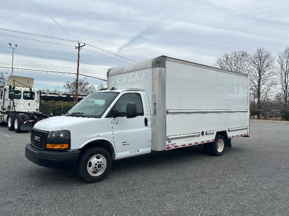 Light Duty Box Truck-Light and Medium Duty Trucks-GMC-2021-Savana G33903-Greensboro-NC-87,317\n\t\tmiles-$ 32,750 - Image 3