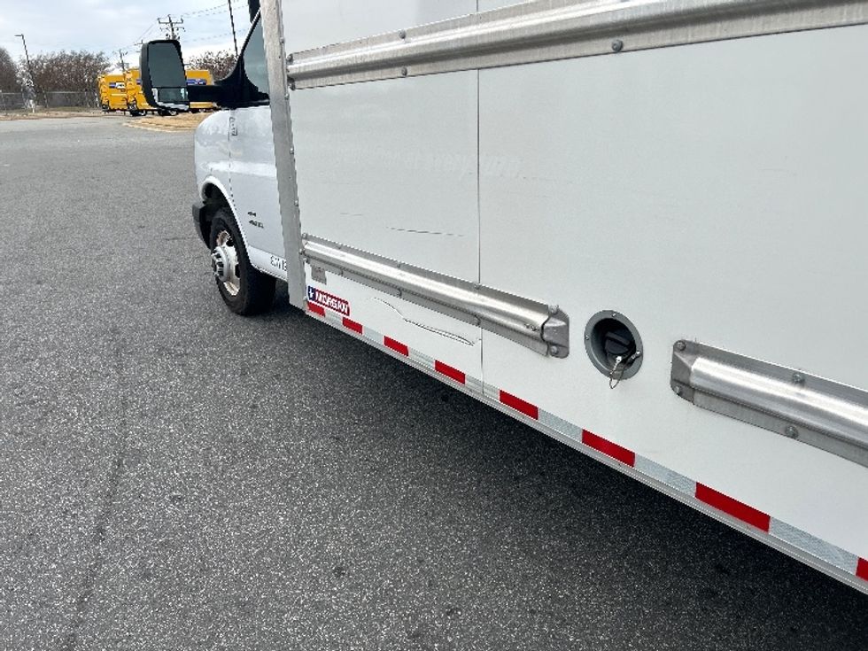 Light Duty Box Truck-Light and Medium Duty Trucks-GMC-2021-Savana G33903-Greensboro-NC-87,317\n\t\tmiles-$ 32,750 - Image 5