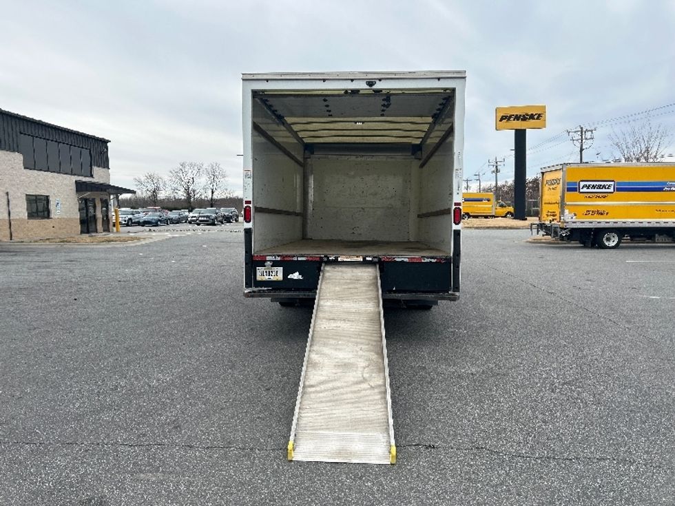 Light Duty Box Truck-Light and Medium Duty Trucks-GMC-2021-Savana G33903-Greensboro-NC-87,317\n\t\tmiles-$ 32,750 - Image 9