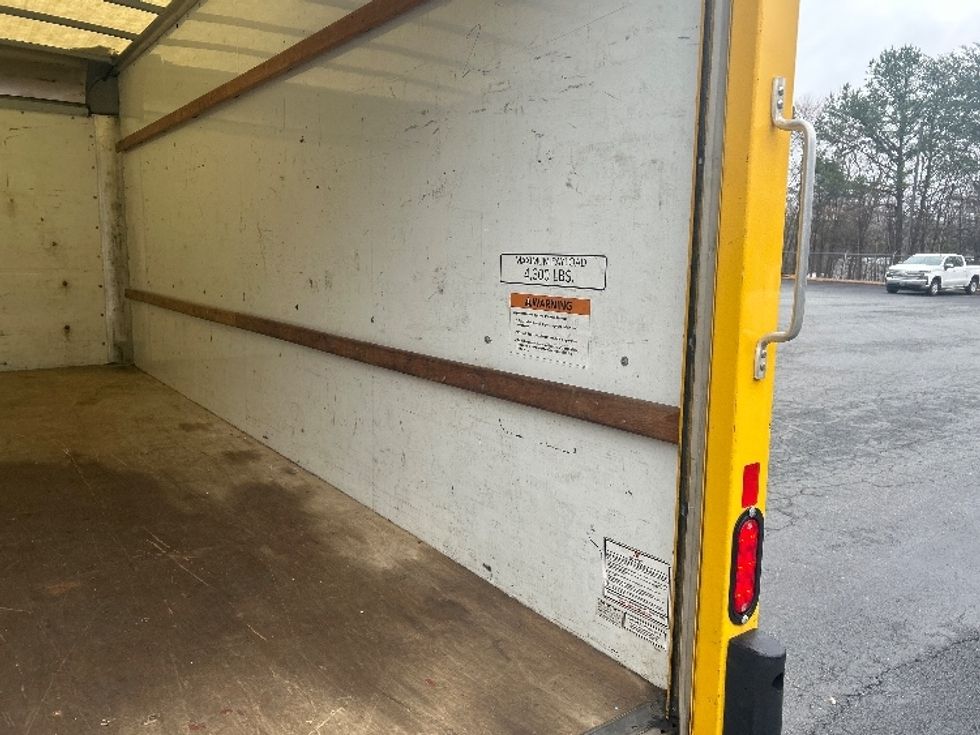 Light Duty Box Truck-Light and Medium Duty Trucks-GMC-2021-Savana G33903-Greensboro-NC-91,465\n\t\tmiles-$ 29,250 - Image 12