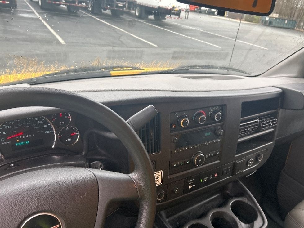 Light Duty Box Truck-Light and Medium Duty Trucks-GMC-2021-Savana G33903-Greensboro-NC-91,465\n\t\tmiles-$ 29,250 - Image 18