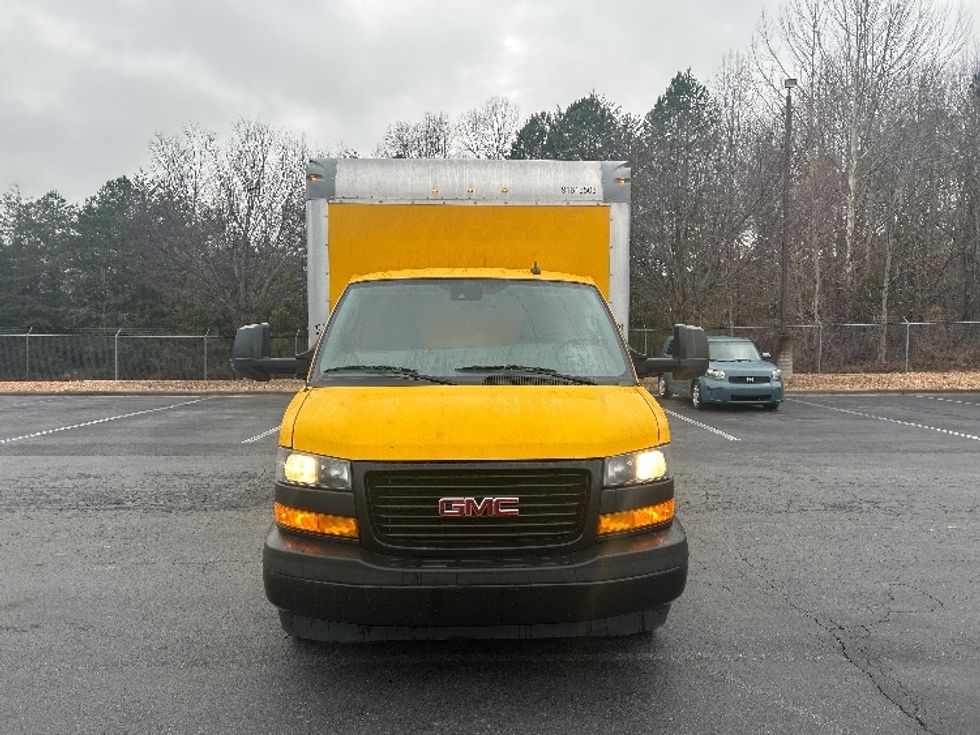 Light Duty Box Truck-Light and Medium Duty Trucks-GMC-2021-Savana G33903-Greensboro-NC-91,465\n\t\tmiles-$ 29,250 - Image 2