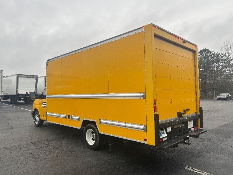 Light Duty Box Truck-Light and Medium Duty Trucks-GMC-2021-Savana G33903-Greensboro-NC-91,465\n\t\tmiles-$ 29,250 - Image 6