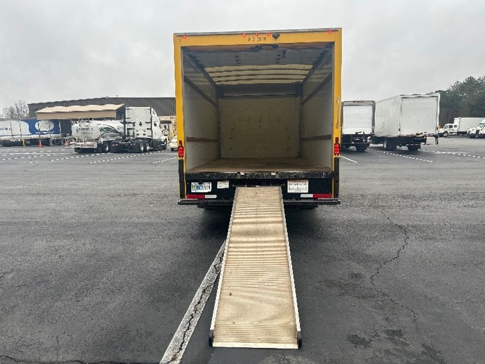 Light Duty Box Truck-Light and Medium Duty Trucks-GMC-2021-Savana G33903-Greensboro-NC-91,465\n\t\tmiles-$ 29,250 - Image 9