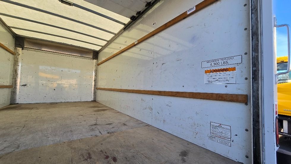 Light Duty Box Truck-Light and Medium Duty Trucks-GMC-2021-Savana G33903-Greensboro-NC-91,952\n\t\tmiles-$ 30,750 - Image 12