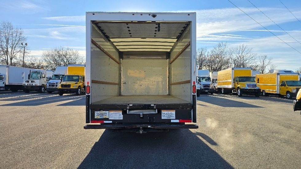 Light Duty Box Truck-Light and Medium Duty Trucks-GMC-2021-Savana G33903-Greensboro-NC-91,952\n\t\tmiles-$ 30,750 - Image 8