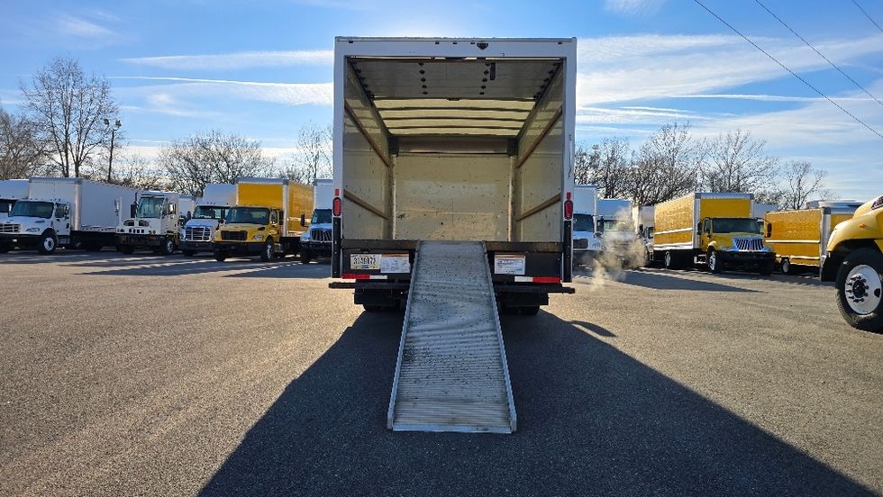 Light Duty Box Truck-Light and Medium Duty Trucks-GMC-2021-Savana G33903-Greensboro-NC-91,952\n\t\tmiles-$ 30,750 - Image 9