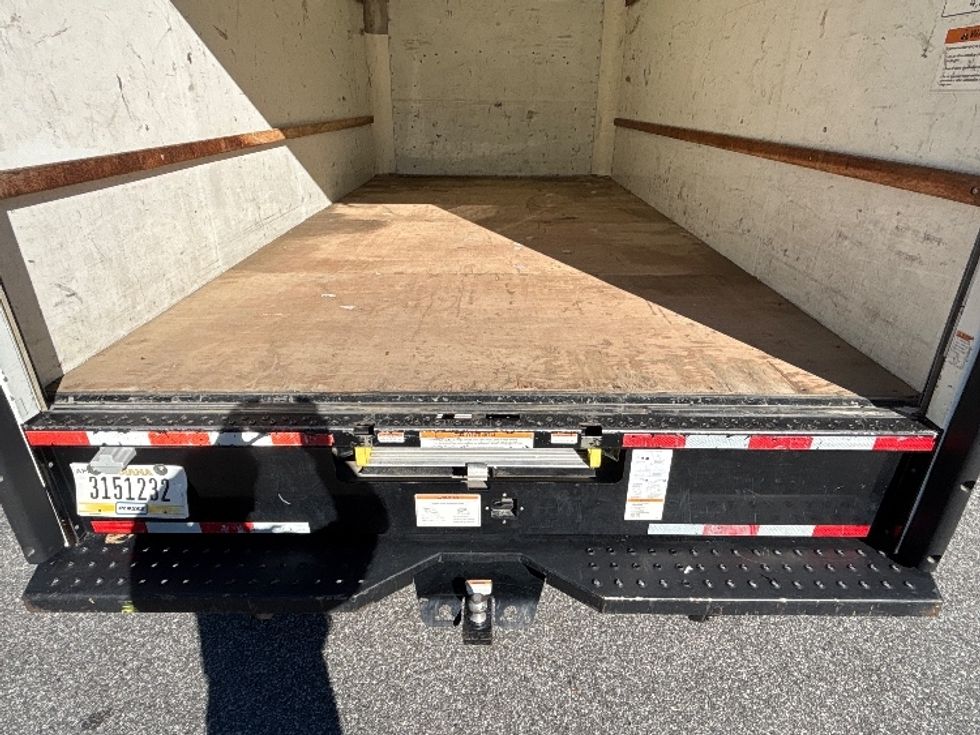 Light Duty Box Truck-Light and Medium Duty Trucks-GMC-2021-Savana G33903-Greensboro-NC-92,957\n\t\tmiles-$ 32,250 - Image 10