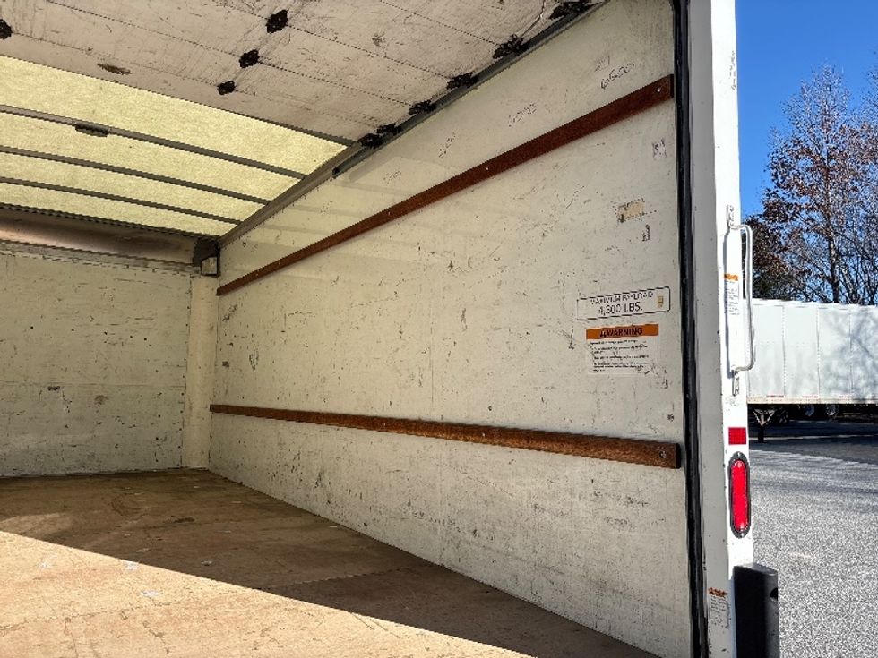 Light Duty Box Truck-Light and Medium Duty Trucks-GMC-2021-Savana G33903-Greensboro-NC-92,957\n\t\tmiles-$ 32,250 - Image 12