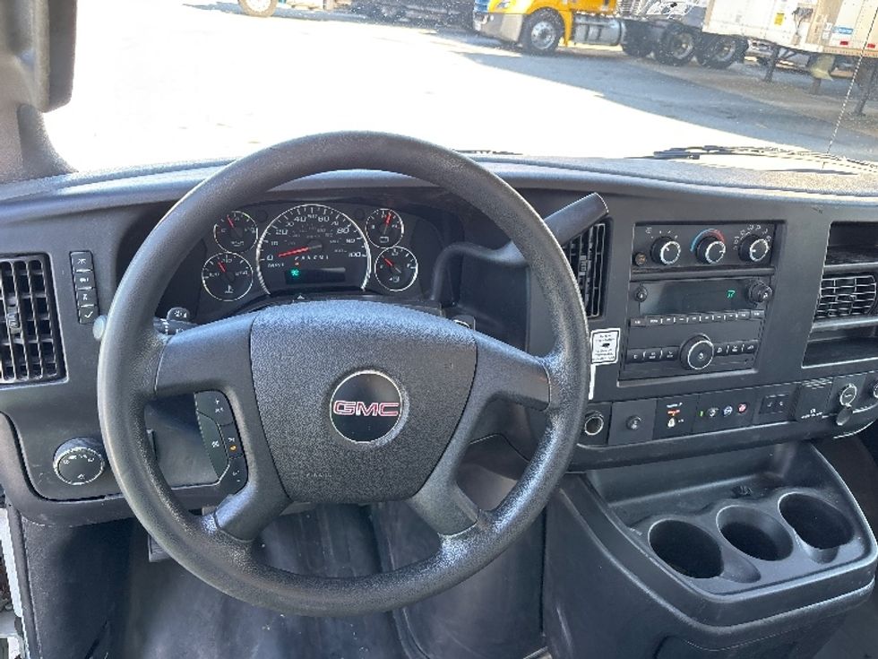 Light Duty Box Truck-Light and Medium Duty Trucks-GMC-2021-Savana G33903-Greensboro-NC-92,957\n\t\tmiles-$ 32,250 - Image 18