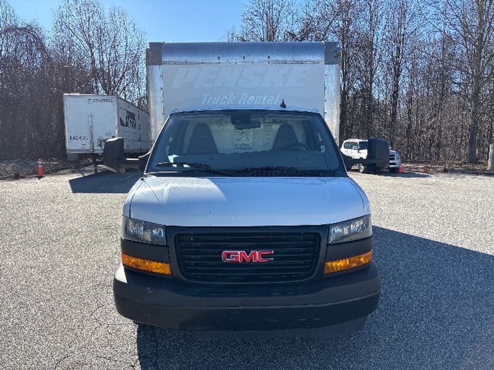 Light Duty Box Truck-Light and Medium Duty Trucks-GMC-2021-Savana G33903-Greensboro-NC-92,957\n\t\tmiles-$ 32,250 - Image 2
