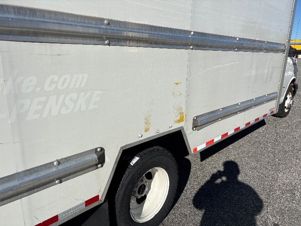 Light Duty Box Truck-Light and Medium Duty Trucks-GMC-2021-Savana G33903-Greensboro-NC-92,957\n\t\tmiles-$ 32,250 - Image 26