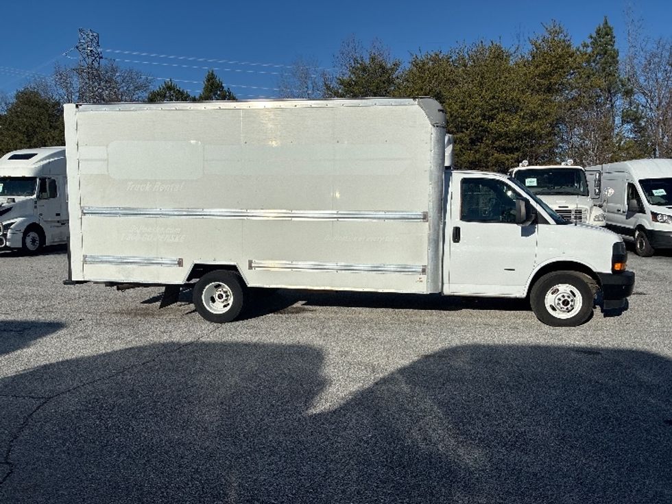 Light Duty Box Truck-Light and Medium Duty Trucks-GMC-2021-Savana G33903-Greenville-SC-105,234\n\t\tmiles-$ 30,750 - Image 15