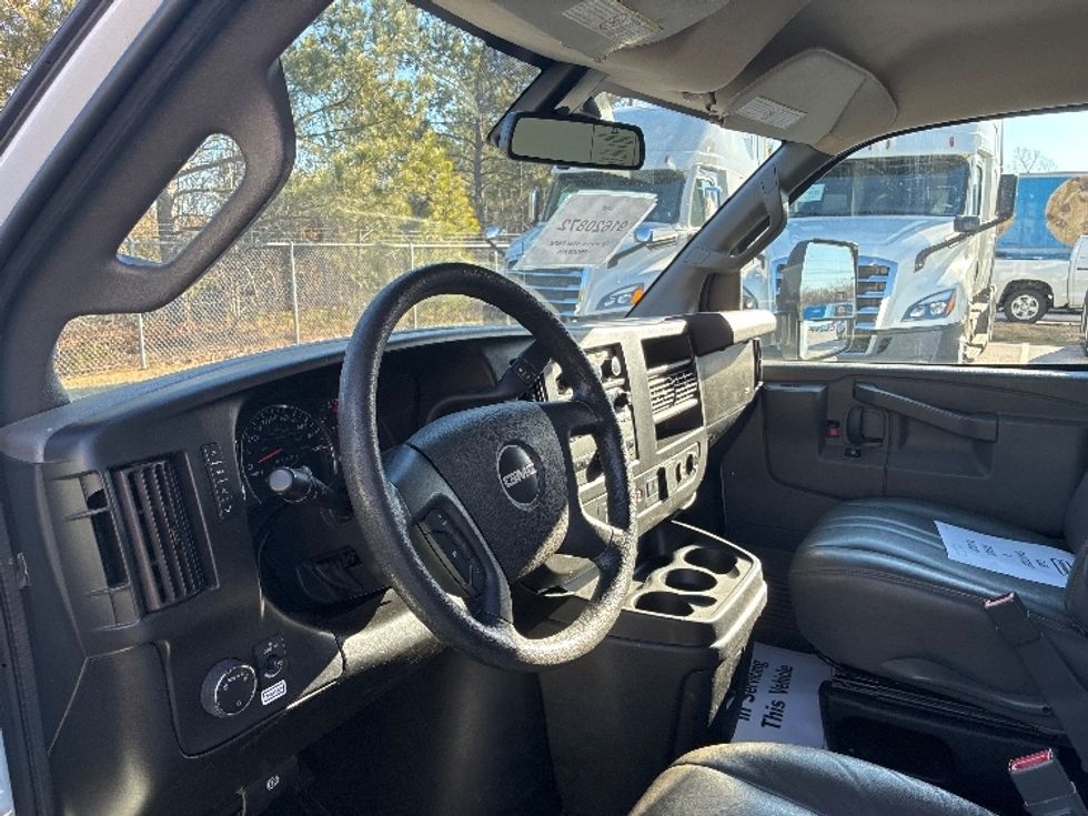Light Duty Box Truck-Light and Medium Duty Trucks-GMC-2021-Savana G33903-Greenville-SC-105,234\n\t\tmiles-$ 30,750 - Image 17