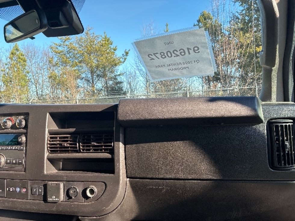 Light Duty Box Truck-Light and Medium Duty Trucks-GMC-2021-Savana G33903-Greenville-SC-105,234\n\t\tmiles-$ 30,750 - Image 20