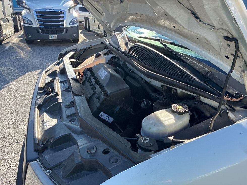 Light Duty Box Truck-Light and Medium Duty Trucks-GMC-2021-Savana G33903-Greenville-SC-105,234\n\t\tmiles-$ 30,750 - Image 23