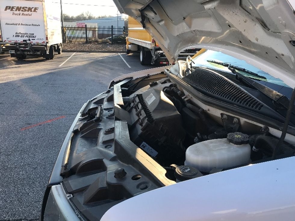 Light Duty Box Truck-Light and Medium Duty Trucks-GMC-2021-Savana G33903-Greenville-SC-118,897\n\t\tmiles-$ 29,000 - Image 24