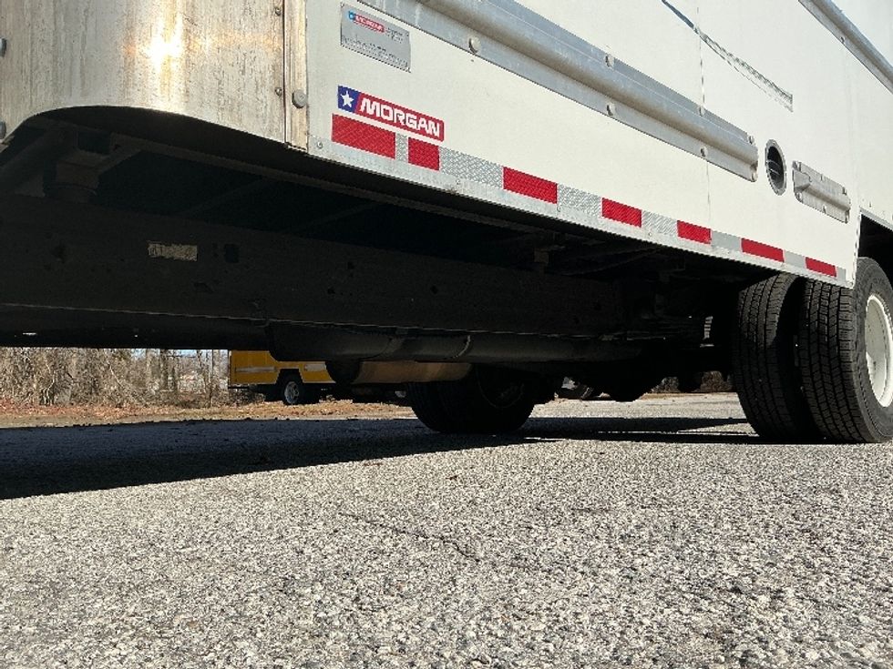 Light Duty Box Truck-Light and Medium Duty Trucks-GMC-2021-Savana G33903-Greer-SC-107,859\n\t\tmiles-$ 30,250 - Image 5