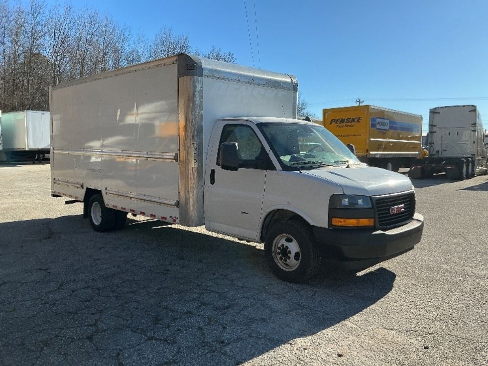 Light Duty Box Truck-Light and Medium Duty Trucks-GMC-2021-Savana G33903-Greer-SC-108,030\n\t\tmiles-$ 23,500 - Image 1