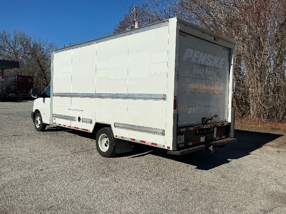 Light Duty Box Truck-Light and Medium Duty Trucks-GMC-2021-Savana G33903-Greer-SC-108,030\n\t\tmiles-$ 23,500 - Image 6