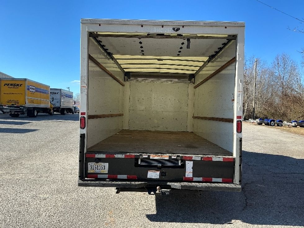 Light Duty Box Truck-Light and Medium Duty Trucks-GMC-2021-Savana G33903-Greer-SC-108,030\n\t\tmiles-$ 23,500 - Image 8