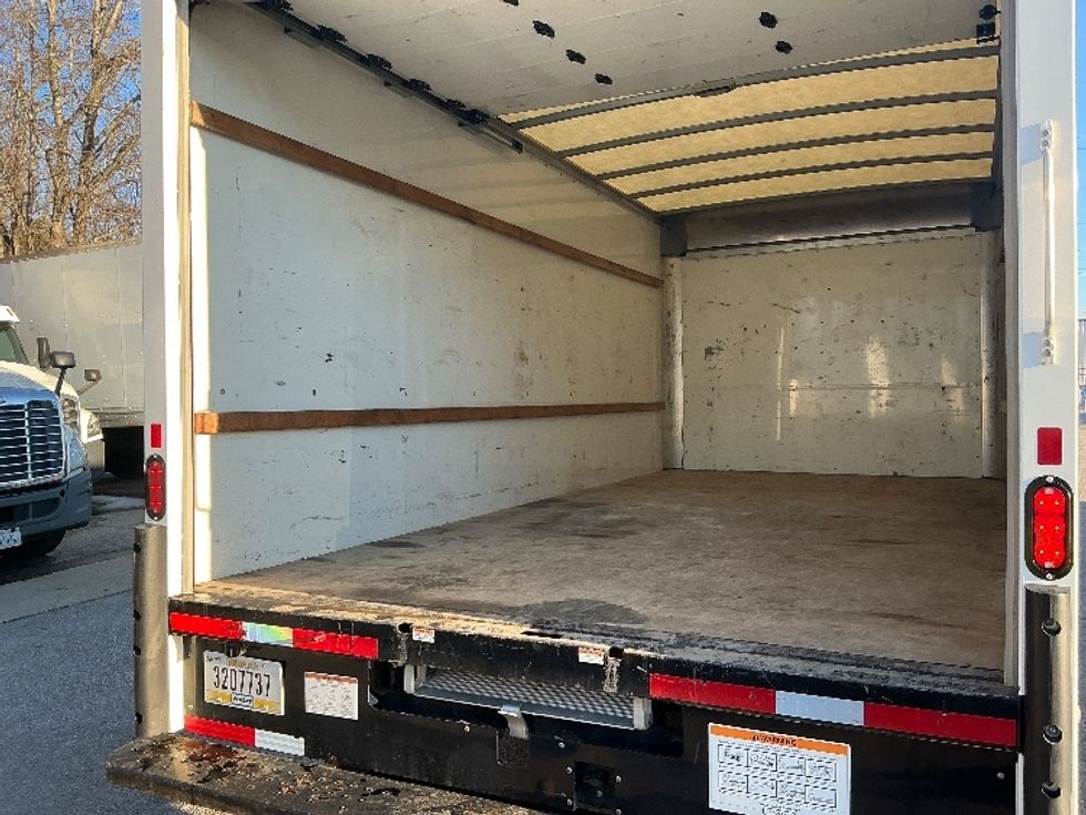 Light Duty Box Truck-Light and Medium Duty Trucks-GMC-2021-Savana G33903-Greer-SC-108,790\n\t\tmiles-$ 30,250 - Image 10