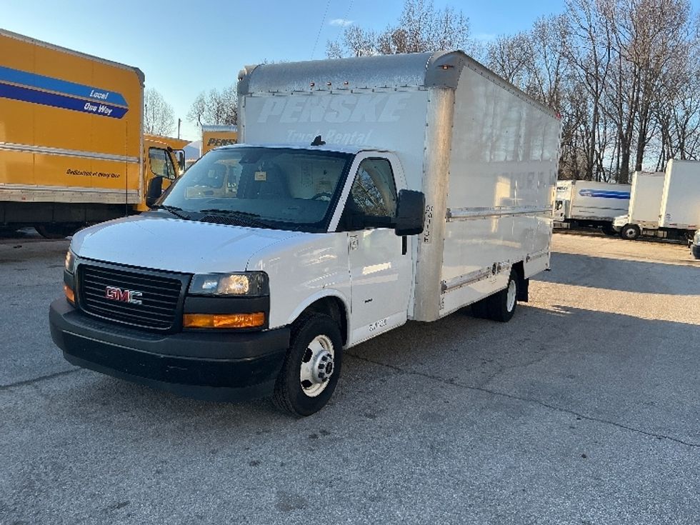 Light Duty Box Truck-Light and Medium Duty Trucks-GMC-2021-Savana G33903-Greer-SC-108,790\n\t\tmiles-$ 30,250 - Image 3