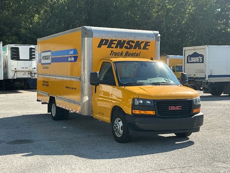 Light Duty Box Truck-Light and Medium Duty Trucks-GMC-2021-Savana G33903-Greer-SC-124,733\n\t\tmiles-$ 21,750 - Image 1