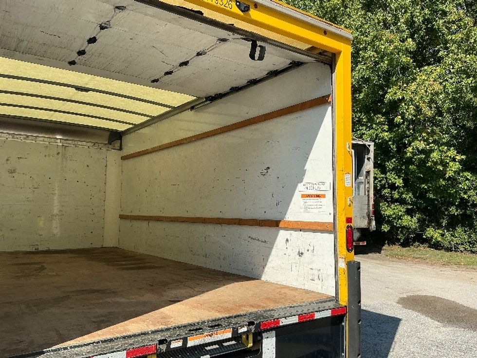 Light Duty Box Truck-Light and Medium Duty Trucks-GMC-2021-Savana G33903-Greer-SC-124,733\n\t\tmiles-$ 21,750 - Image 12