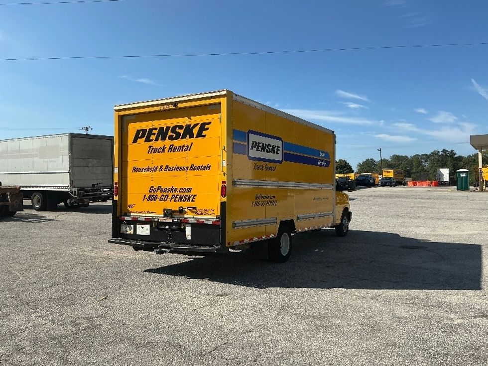 Light Duty Box Truck-Light and Medium Duty Trucks-GMC-2021-Savana G33903-Greer-SC-124,733\n\t\tmiles-$ 21,750 - Image 13