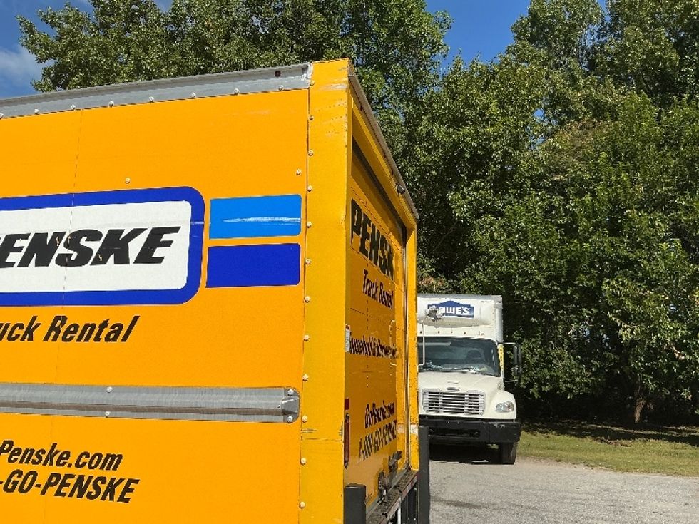 Light Duty Box Truck-Light and Medium Duty Trucks-GMC-2021-Savana G33903-Greer-SC-124,733\n\t\tmiles-$ 21,750 - Image 26